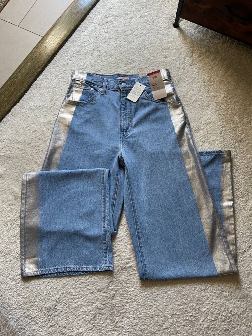 NWT Levi's Cinch Baggy High Rise Metallic Women's Jeans Size 28/33